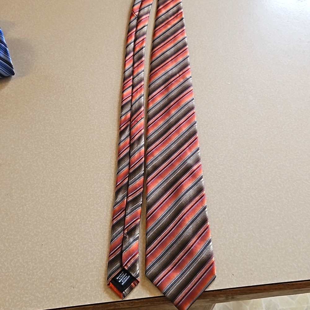 Tie